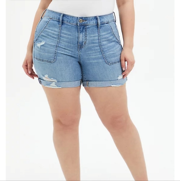 Torrid 5 INCH VINTAGE STRETCH MID-RISE SHORT - Picture 5 of 6